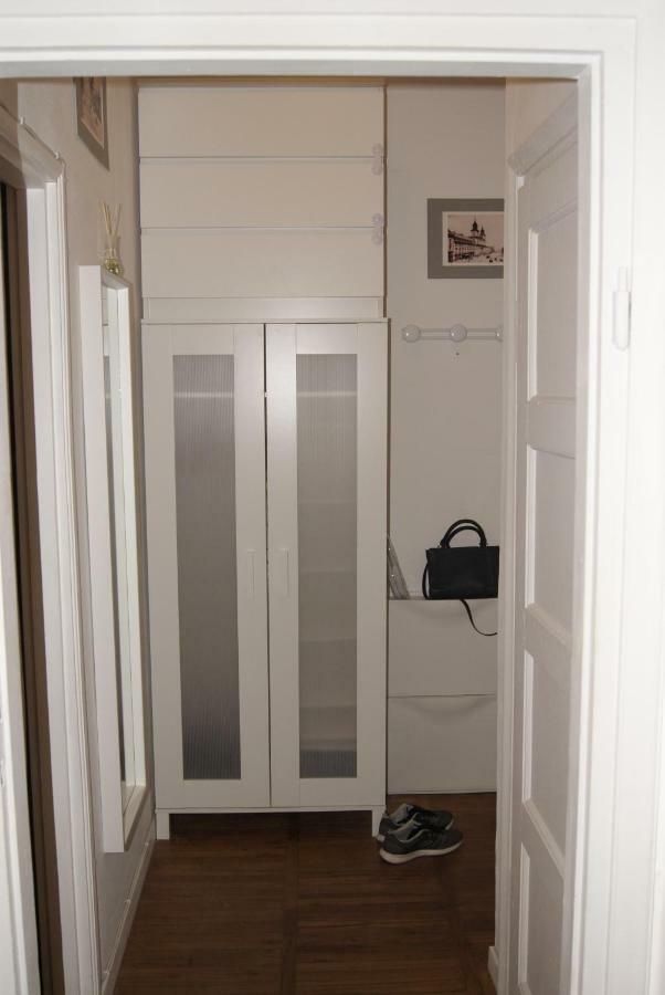 Cosy Apartment In The Old Town วอร์ซอ ภายนอก รูปภาพ