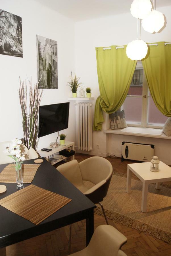Cosy Apartment In The Old Town วอร์ซอ ภายนอก รูปภาพ